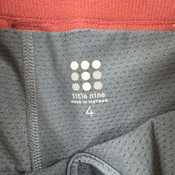 Title Nine Skirt Womens 4 Red Clamber Hiking Climbing Skort Stretch - Picture 6 of 11